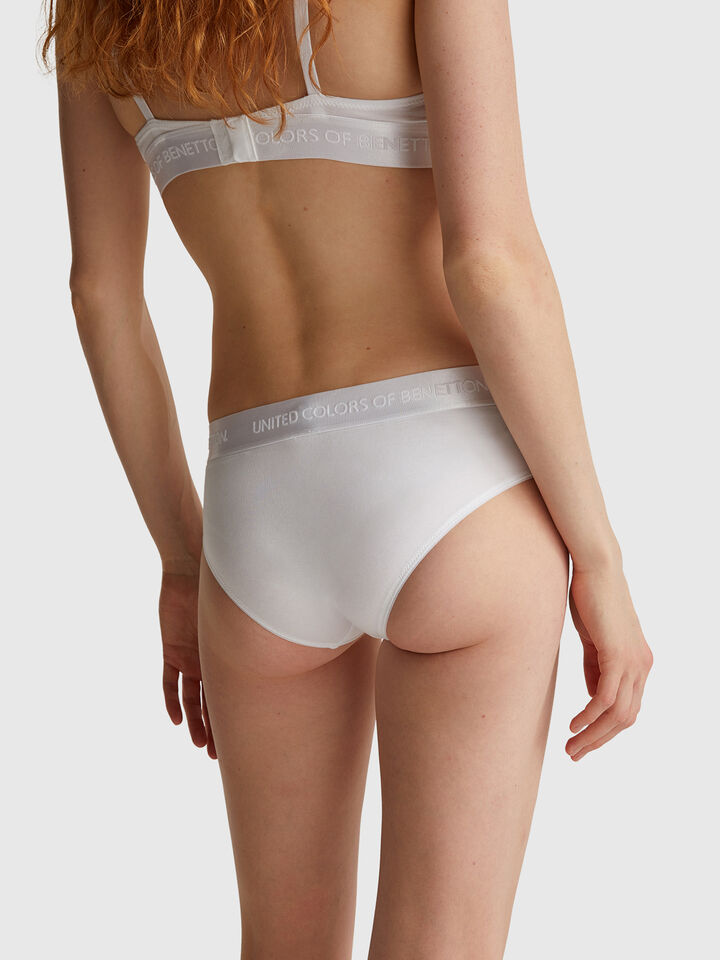 SLIP Women image number 2